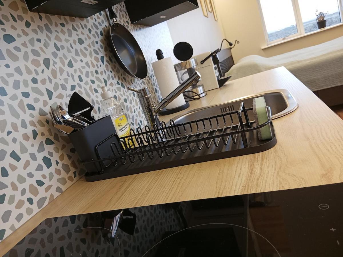 Soeruhus - Cozy Apartment, Hot Tub, Peaceful Nature Setting *